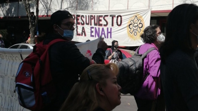 Con protesta, comunidad de la ENAH exige mayor presupuesto