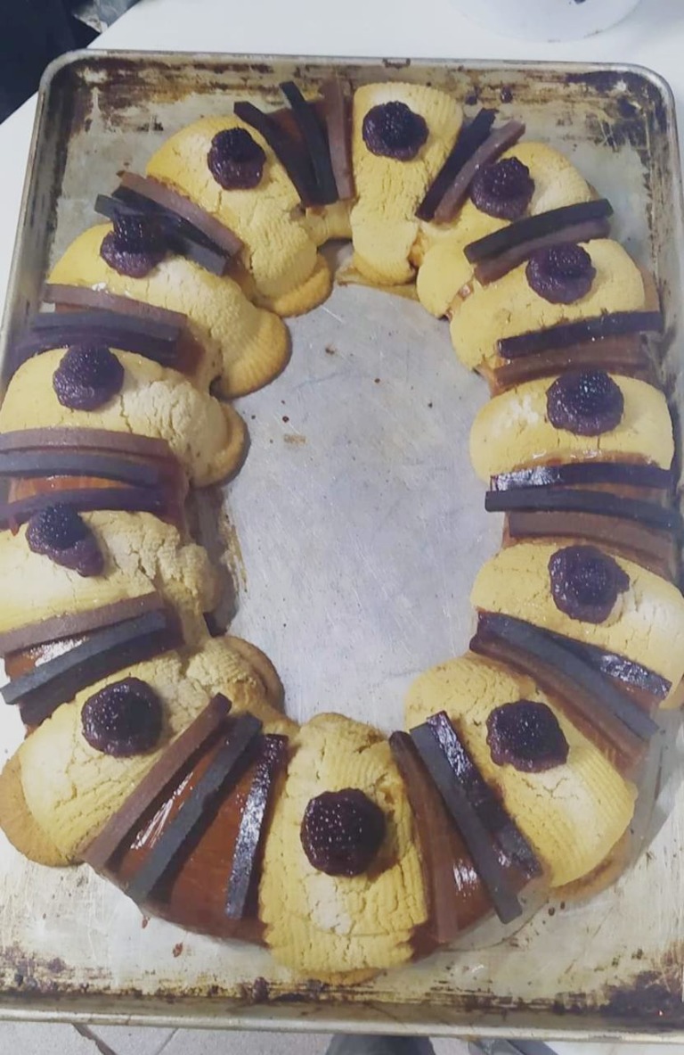 Con receta tradicional, panadero xochimilca conquista paladares