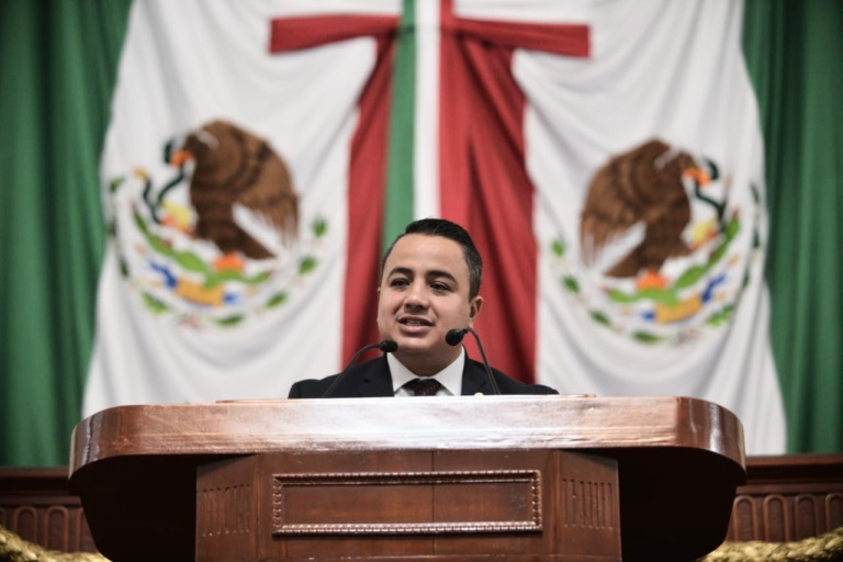 Morena acusa que MH y BJ no han transparentado licitaciones de pruebas Covid ante el Congreso