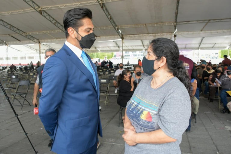 Ante el alza de contagios piden a adultos de 50 a 59 años de Nezahualcóyotl vacunarse contra covid-19