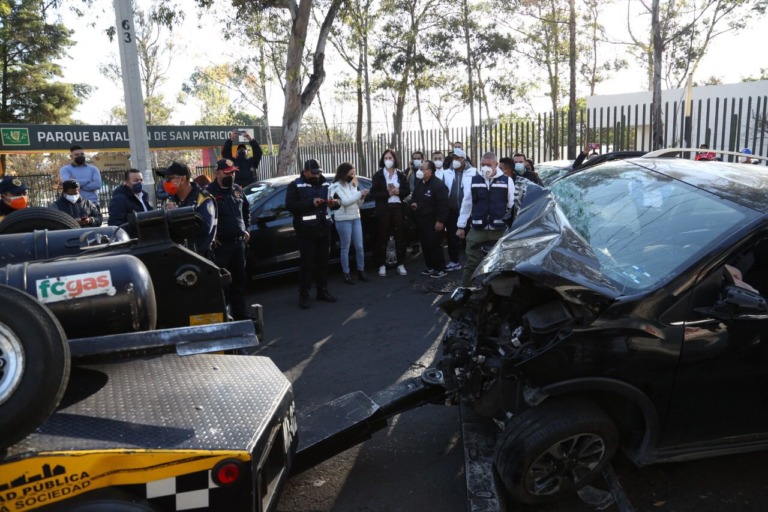 LAS CALLES PERTENECEN A LAS Y LOS VECINOS: LÍA LIMÓN