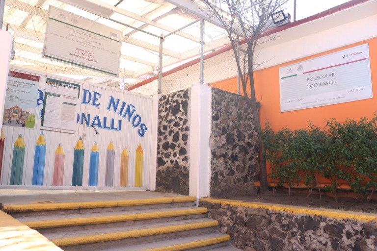 Xochimilco transforma bodega en biblioteca escolar