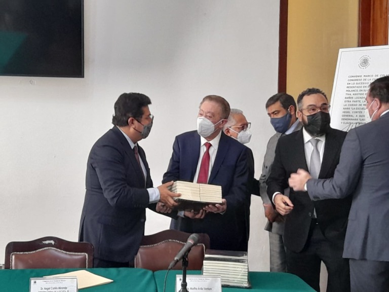 FIRMAN CONVENIO CONGRESO DE LA CDMX Y ESCUELA DE ADMINISTRACIÓN PÚBLICA