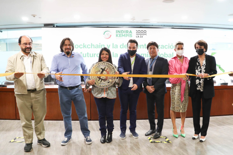 Uso de la tecnología en el sistema financiero cerrará brechas de desigualdad, destacan en el Senado