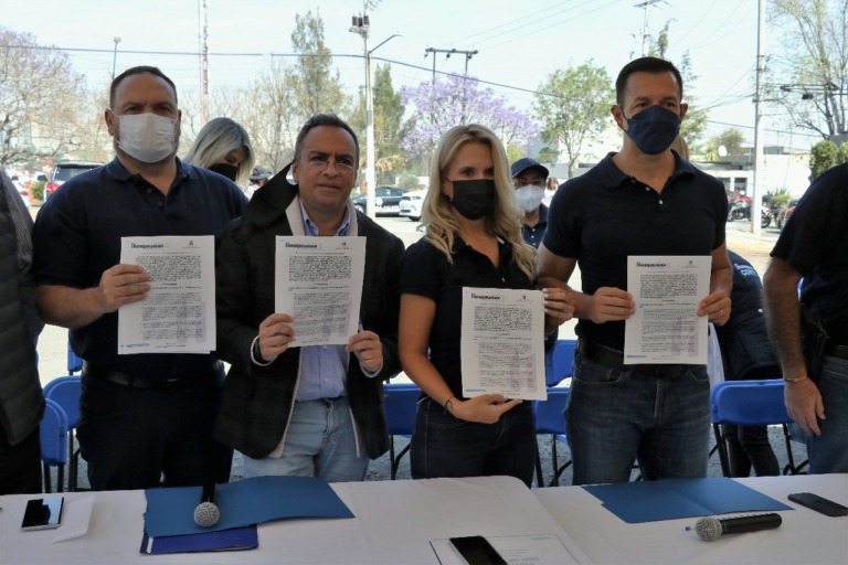 HUIXQUILUCAN Y VECINOS DE TECAMACHALCO TRABAJAN EN CONJUNTO POR UN DESARROLLO ORDENADO