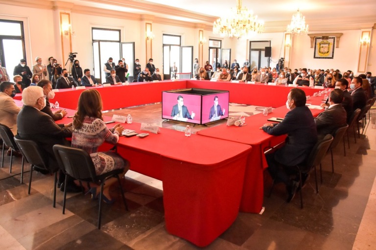 TLALNEPANTLA Y COPARMEX FIRMAN CONVENIO PARA CONSOLIDAR UN MUNICIPIO SEGURO