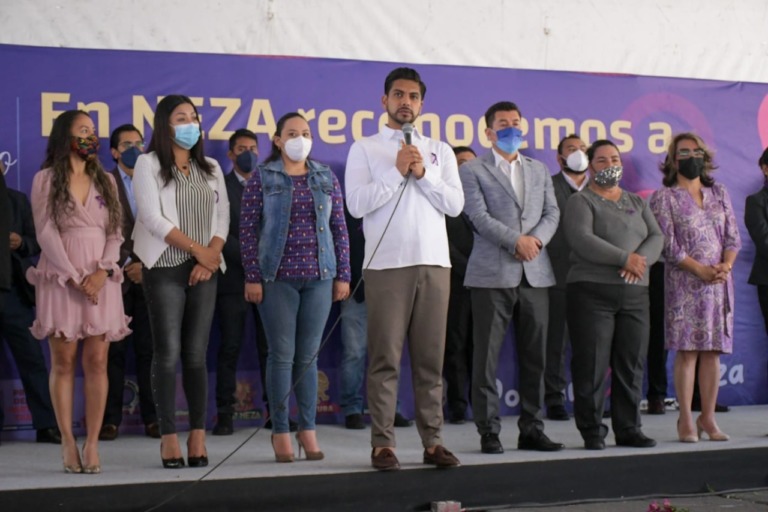 Mujeres luchan por sus derechos: Adolfo Cerqueda