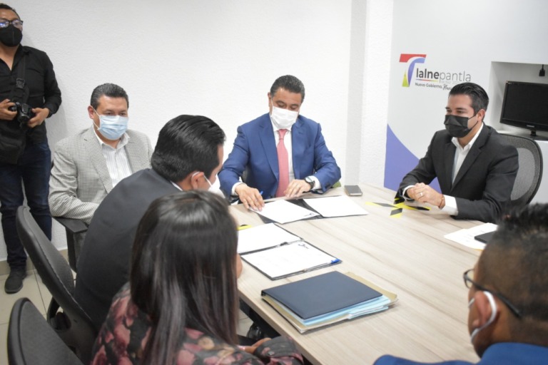 En Tlalnepantla acuerdan convenio con la CAEM para pagar el agua