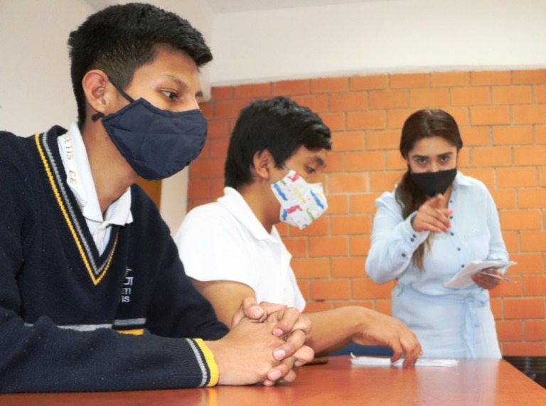 Imparte Xochimilco pláticas para prevenir adicciones