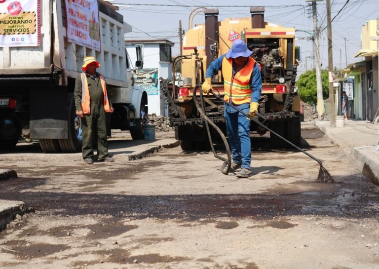 Inicia gobierno de Coacalco programa permanente de bacheo