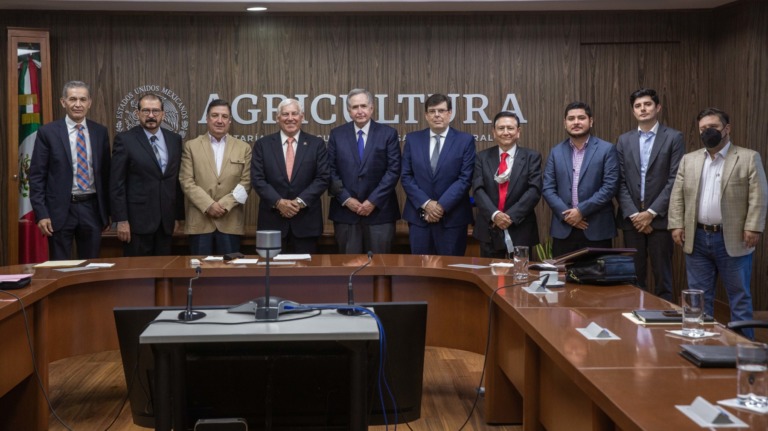 Conjuntan acciones Agricultura, productores e industria de bovinos leche para garantizar productividad y abasto 