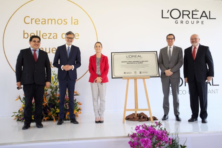 Visita Sheinbaum planta de L’oreal México