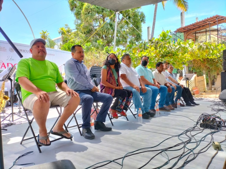 Inauguran segunda edición de la Feria del Pescado y el Marisco en Bahía de Banderas