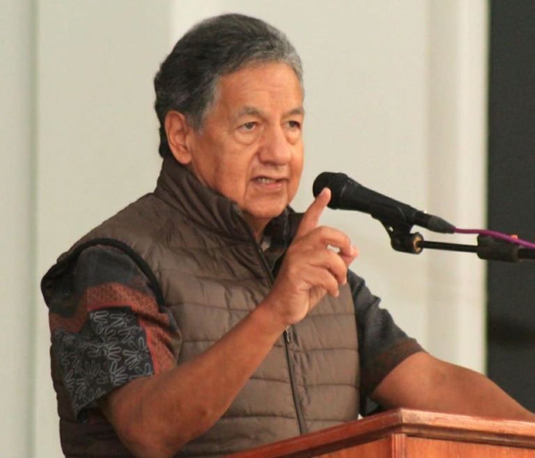 Senador Higinio Martínez da positivo a Covid