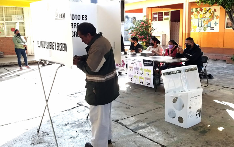 Inicia la jornada electoral extraordinaria de Atlautla