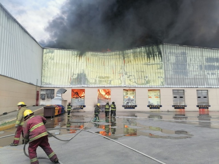 CONTROLAN SERVICIOS DE EMERGENCIA INCENDIO EN PARQUE INDUSTRIAL ZIPOREX II, EN LERMA