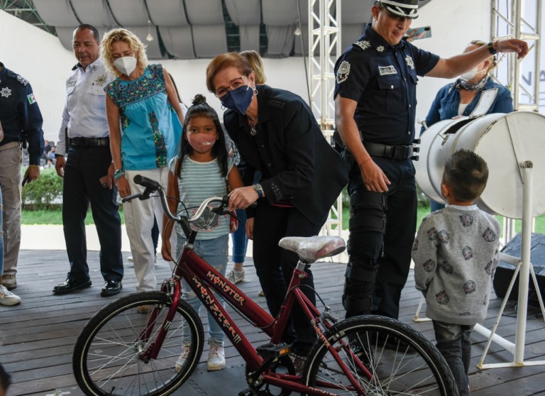 Realiza Naucalpan convivencia entre policías municipales y sus hijos