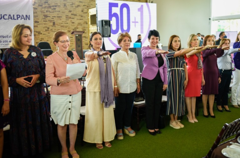 TOMA PROTESTA ANGÉLICA MOYA A INTEGRANTES DEL COLECTIVO 50+1 SECCIÓN NAUCALPAN