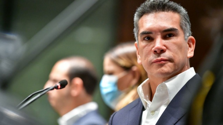 Arremete “Alito” contra Labastida y Madrazo