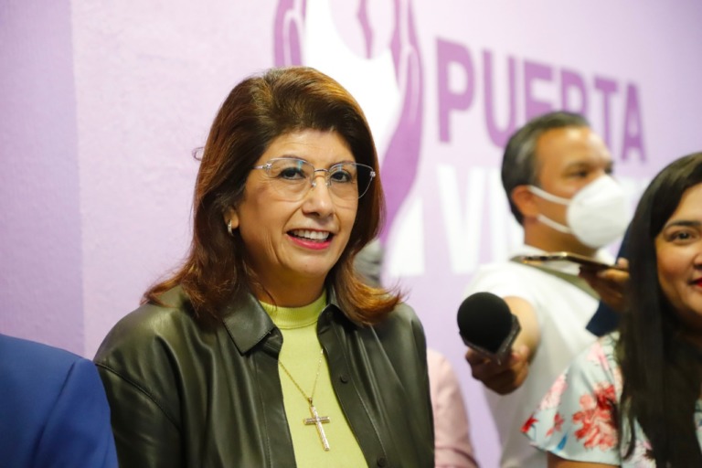 Cien espacios públicos son puntos de Puerta Violeta