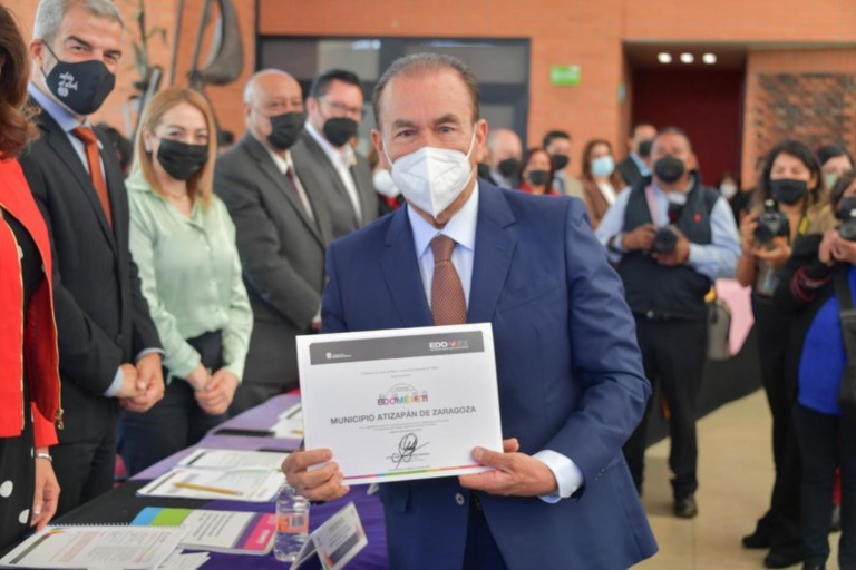 RECIBE ATIZAPÁN DE ZARAGOZA DISTINTIVO ESTADO DE MÉXICO SIN TRABAJO INFANTIL POR ACCIONES PARA ERRADICARLO