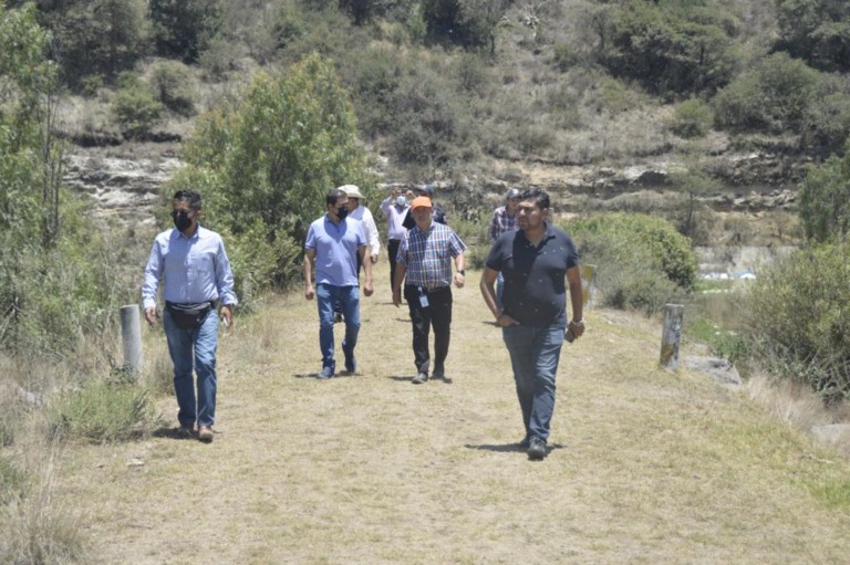 INTENSIFICAN TRABAJOS DE AZOLVE EN LOS CUERPOS DE AGUA DEL MUNICIPIO