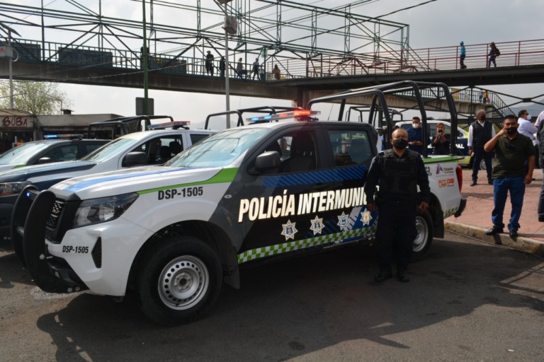 PARTICIPA PEDRO RODRÍGUEZ EN BANDERAZO DE SALIDA DE LAS PATRULLAS DE LA POLICIA INTERMUNICIPAL