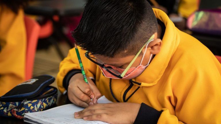 Ordenan a la SEP cancelar eliminación de los grados escolares