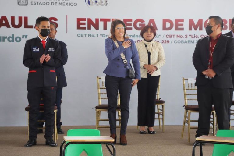 En Tecámac se invierte en la educación; representa el futuro de México: Mariela Gutiérrez Escalante 