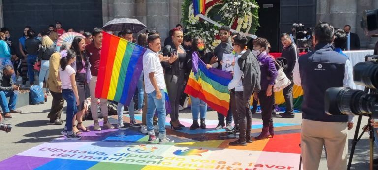 Aprobados los matrimonios igualitarios en el Edoméx