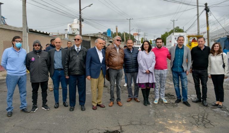 INICIAN REPAVIMENTACIÓN EN LA ZONA INDUSTRIAL MÁS IMPORTANTE DE ATIZAPÁN DE ZARAGOZA: MÉXICO NUEVO; EMPRESARIOS APORTARÁN RECURSOS PARA AMPLIAR LOS TRABAJOS