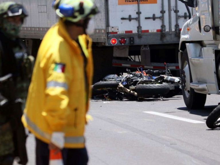 Protégete contra accidentes viales este Día de Muertos