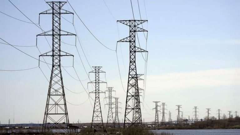 EUA pide a Buenrostro agilizar solución de controversia por política energética de AMLO