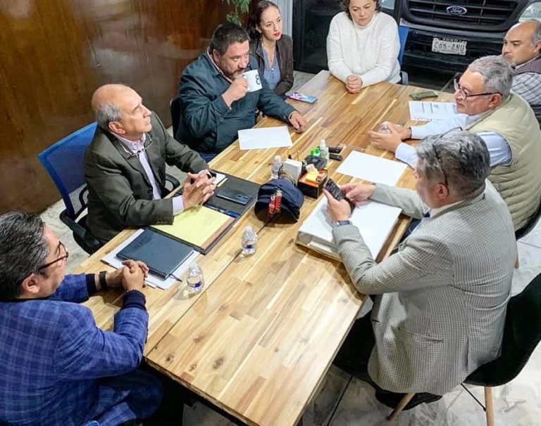 Participan representantes de lomas verdes VI sección en mesa de trabajo sobre el PMDU