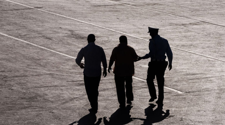 Reglamentarán Artículo 33 para garantizar libertad de expresión a extranjeros