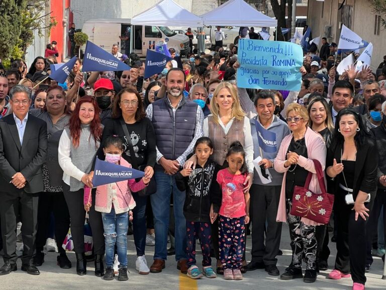 Entrega Huixquilucan repavimentación de calles y barda perimetral de escuela en San Fernando