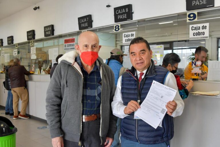 Aprovechan atizapenses descuentos y pagos en línea para pagar impuestos