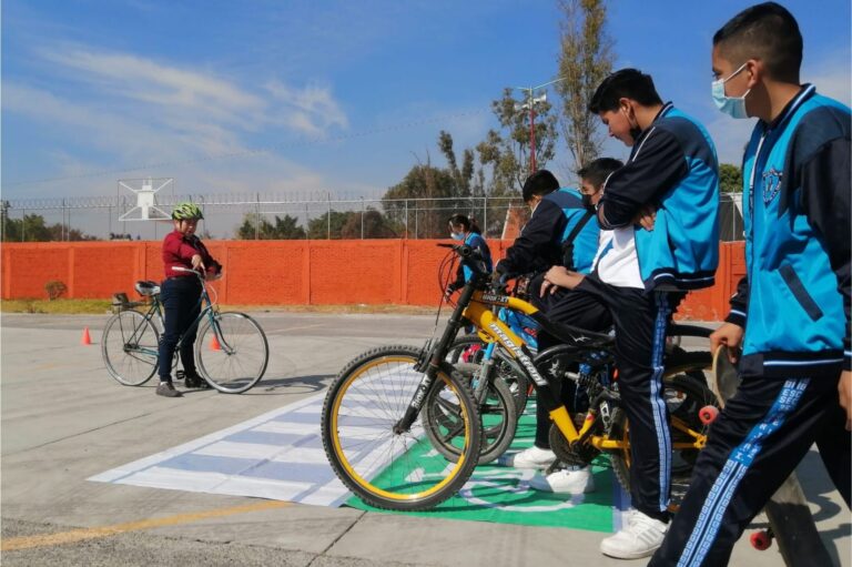 Ecatepec fomenta el uso de la bicicleta entre niños y jóvenes de 250 escuelas
