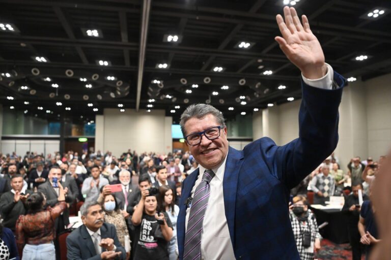 Llama Monreal a sus simpatizantes a organizarse para contender por la candidatura presidencial de 2024