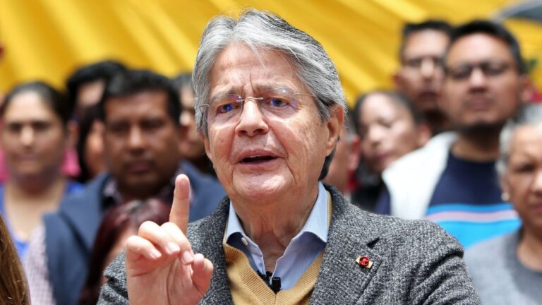 Corte de Ecuador avala juicio político contra presidente Guillermo Lasso