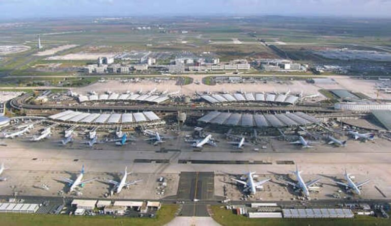 Detienen a 11 por tráfico de cocaína en vuelos entre Francia y México