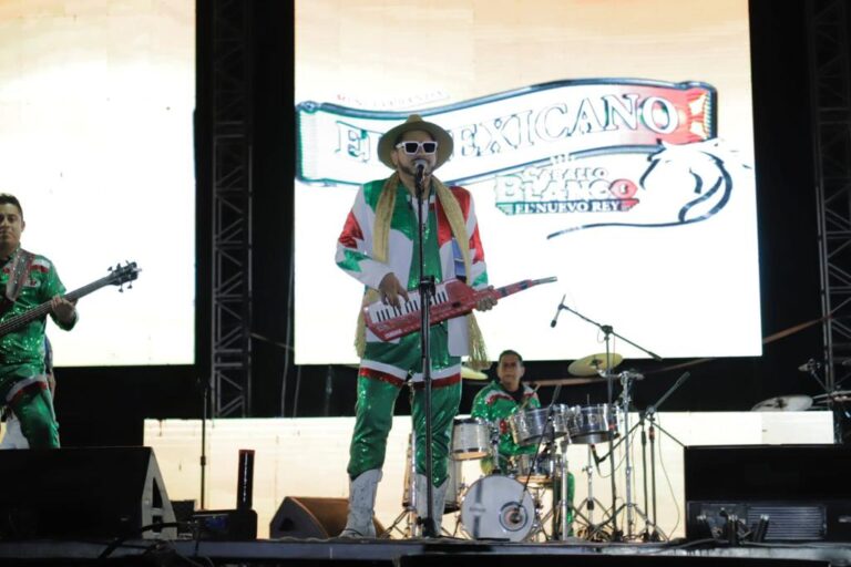 La Arma en Grande la Banda el Recodo en el Atmósfera 2023 de Tecámac