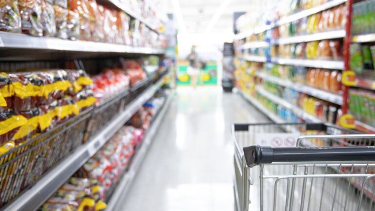 Inflación en EUA se ubica en 6.0%, su nivel más bajo en casi año y medio