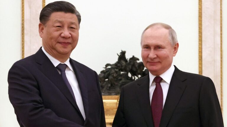Putin y Xi Jinping discuten el plan de paz chino para Ucrania