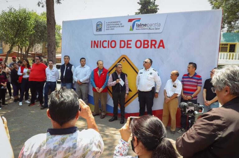 Inician trabajos de pavimentación con concreto hidráulico en Valle Dorado, con inversión superior a los 20 mdp