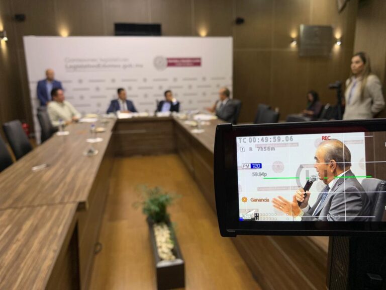 Se hará justicia laboral para directivos del magisterio coinciden Abraham Saroné y Maurilio Hernández