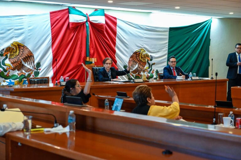 APRUEBAN CONVOCATORIAS PARA INTEGRAR EL SISTEMAMUNICIPAL ANTICORRUPCIÓN DE NAUCALPAN