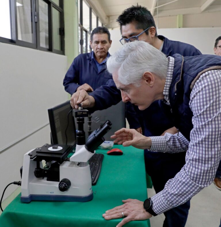 Contribuyen redes de colaboración entre academia e industria a mejorar educación superior