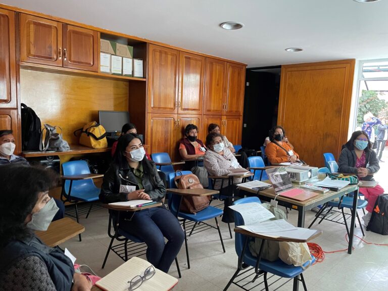 Realiza Issste acciones para procurar salud y bienestar de mujeres mayores