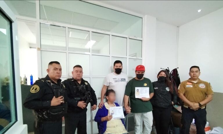 Localiza célula de búsqueda de Naucalpan a mujer con esquizofrenia que se encontraba extraviada